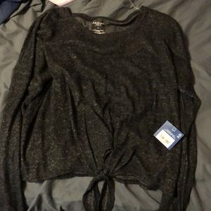 Cute dark grey/ black shirt